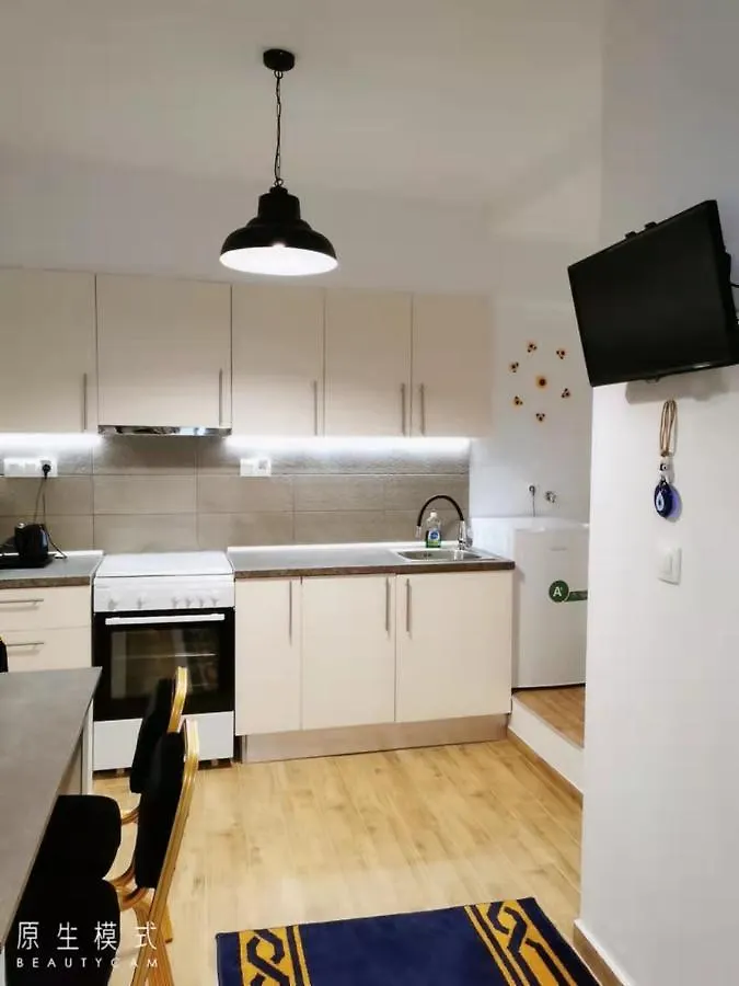 Special Home 71 D Soluň 0*,